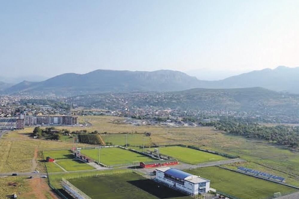 Fudbalski tereni, Stari aerodrom, Foto: GEODRUID.COM