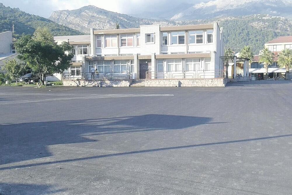 Srednja škola Budva, Foto: Vuk Lajović