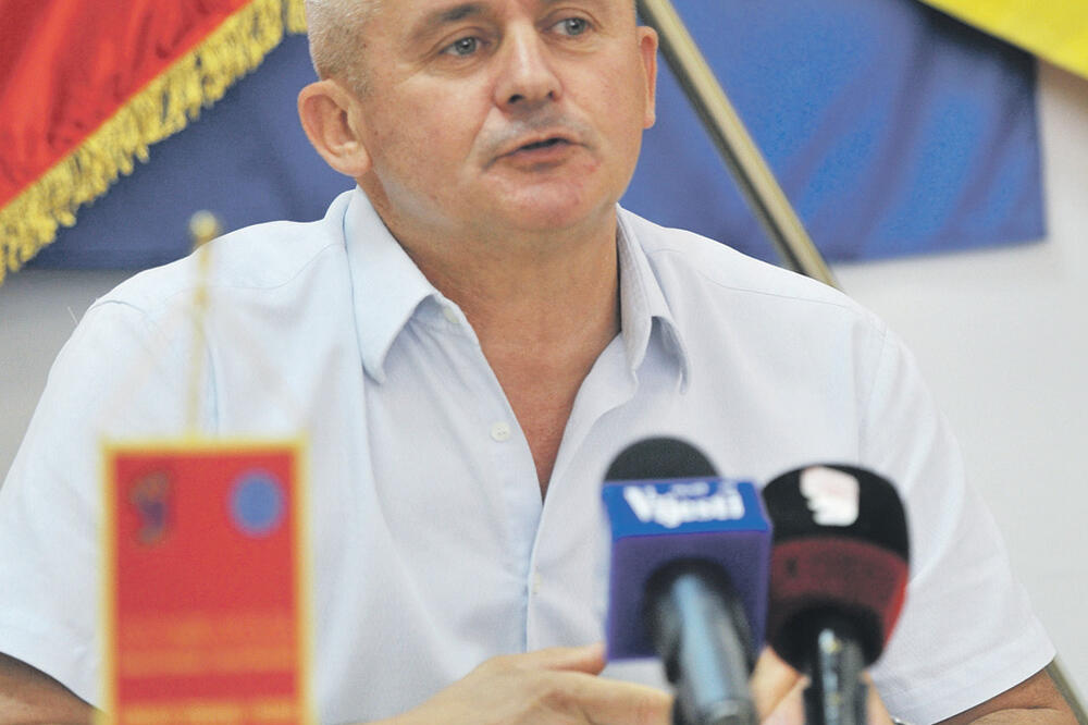 Nenad Čobeljić