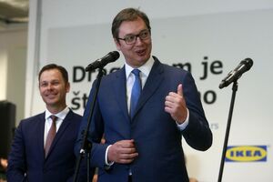 Vučić: Približićemo se Crnogorcima po platama