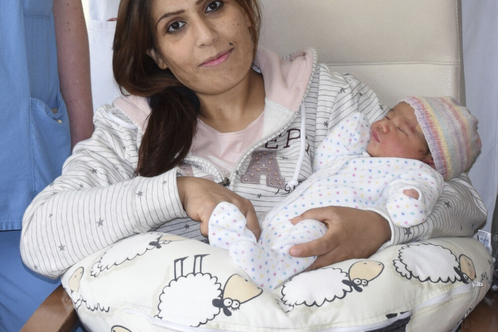 Angela Merkel Muhamed, Foto: Beta/AP