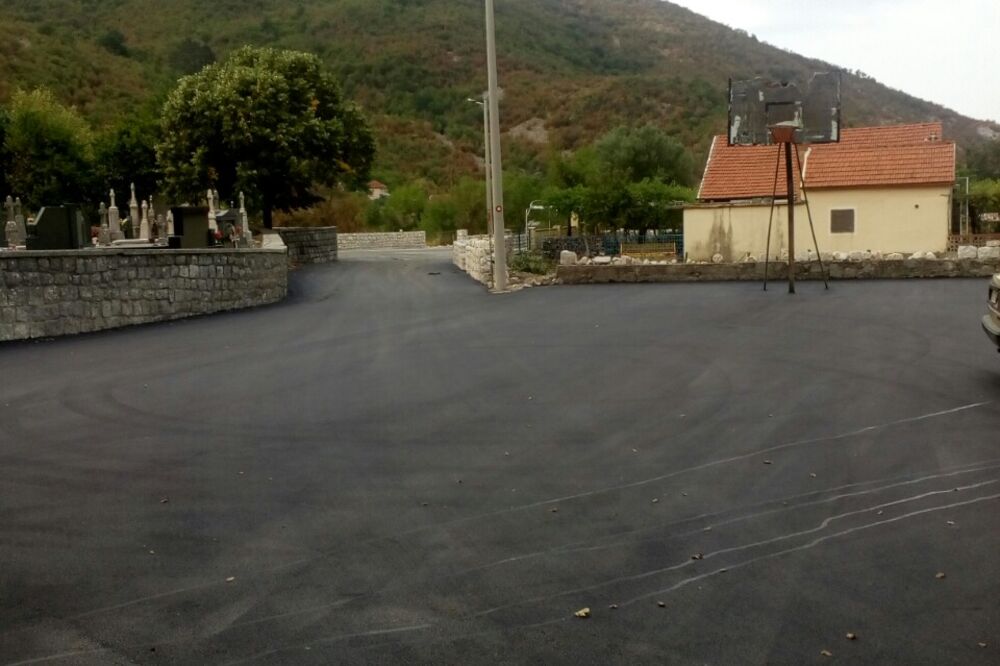 asfaltiranje Kruševice, Foto: Opština Herceg Novi