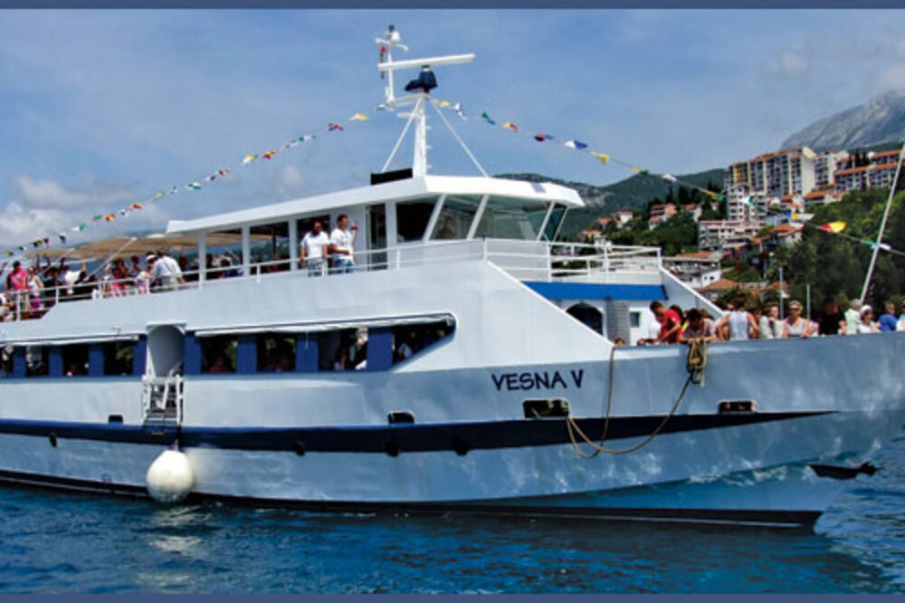 Brod "Vesna", Foto: Montenegro Cruising