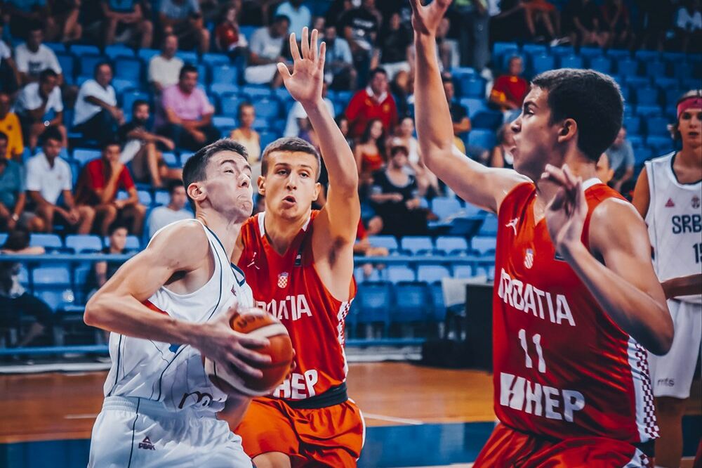 Lazar Živanović, Foto: FIBA.COM