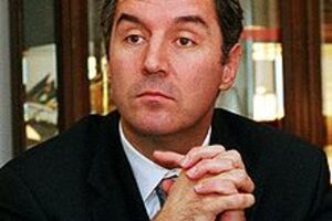 VREMEPLOV: Kriv je Milo, a ne oni oko njega