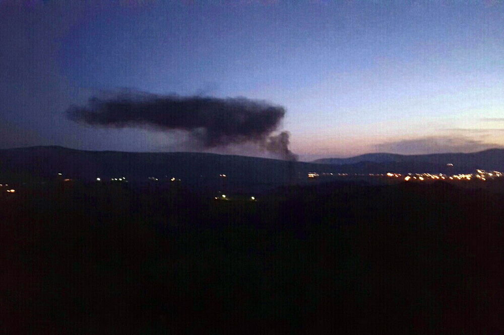 Dim od paljenja guma iznad Lovćena, Foto: Siniša Luković