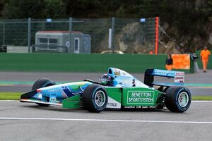 Šumaher ponovo u bolidu Benetona: Mik u čast slavnog oca