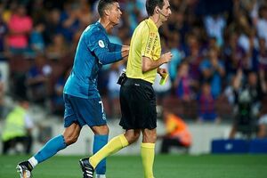 Ronaldo pred suspenzijom: Četiri utakmice zbog guranja sudije?