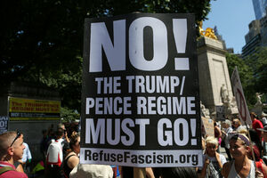 Bijela kuća: Trampova osuda se odnosila i na ekstremno desne grupe