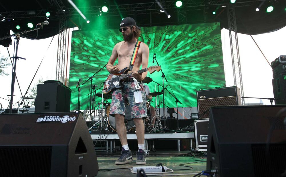 Lake fest, Parampaščad