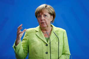 PREDIZBORNA OBEĆANJA Merkel: Do 2025. ostvarićemo punu zaposlenost
