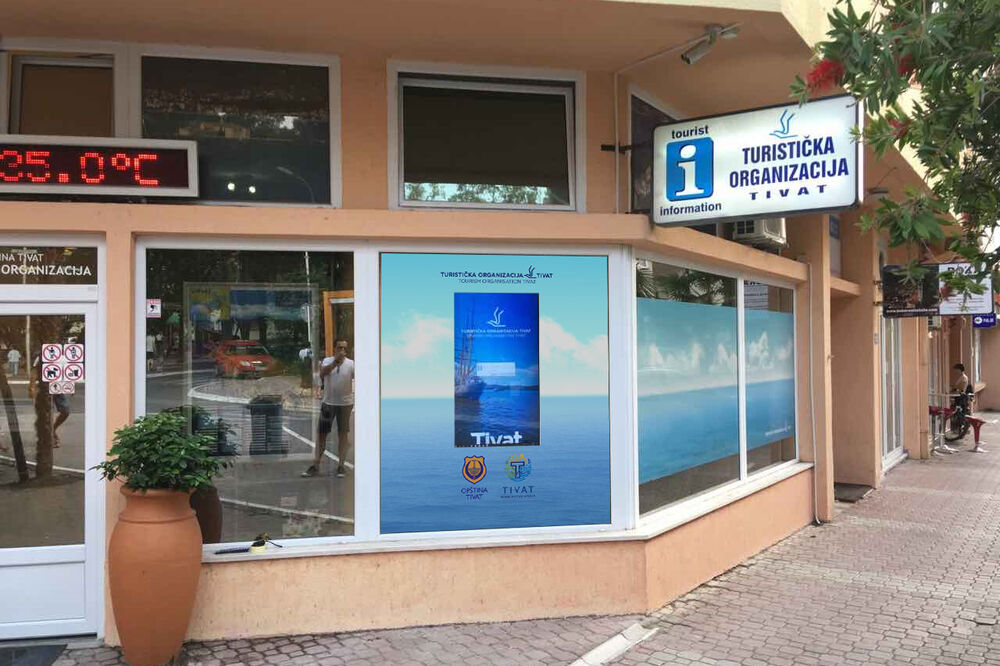 TO Tivat, interaktivna tabla, Foto: TO Tivat