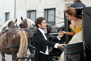 Dama pod velom: Klara se udaje za grofa