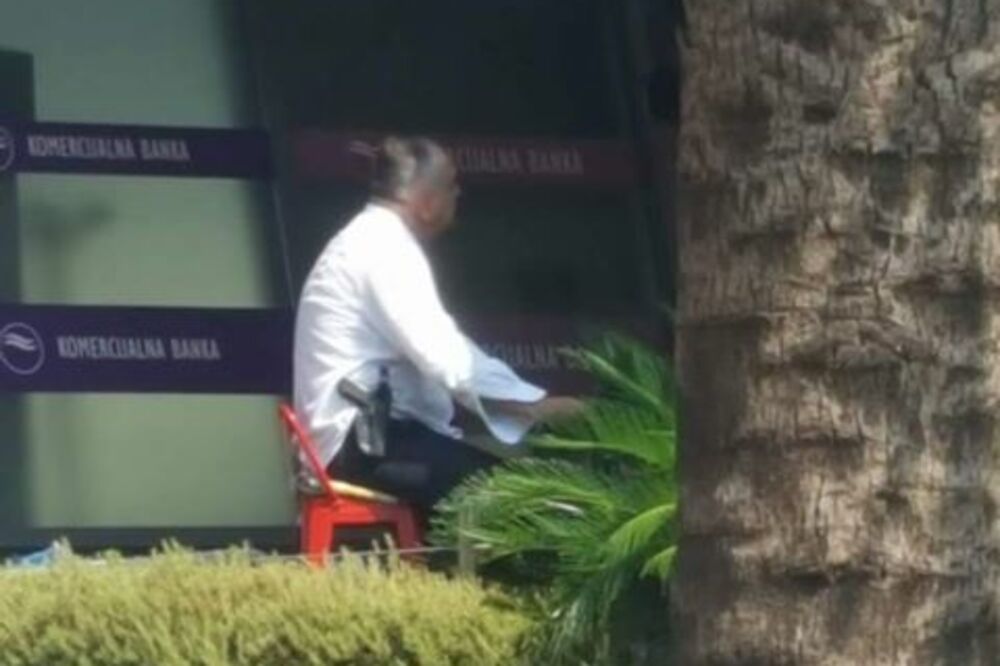 Zaštitar, Foto: Facebook/Podgorički vremeplov