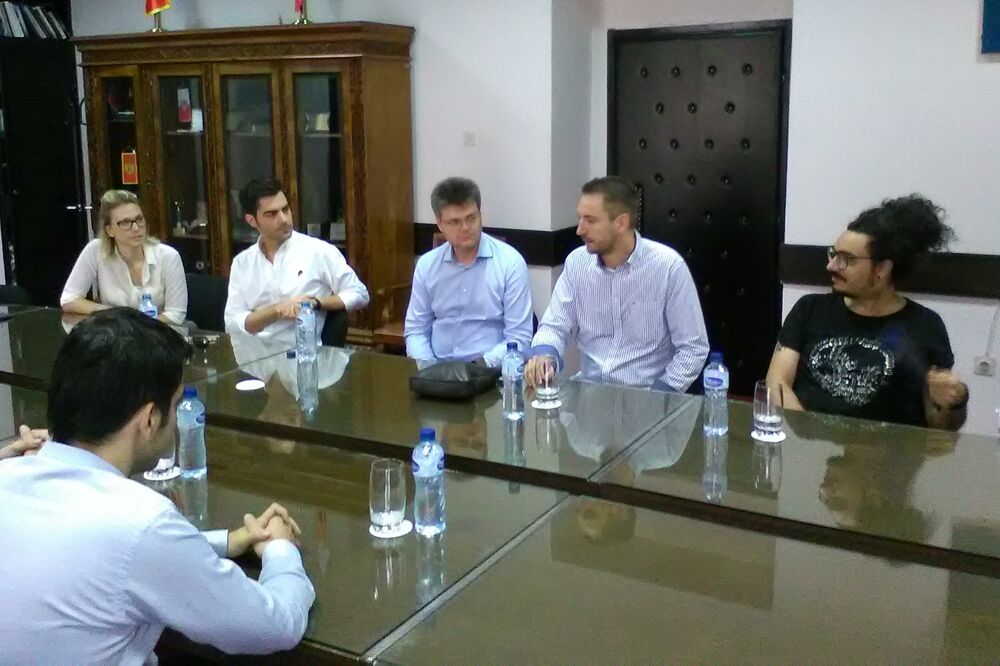 Vladimir Jokić, Miloš Karadaglić, Roman Simović, Ratimir Martinović, Nemanja Radulović, Foto: Opština Kotor