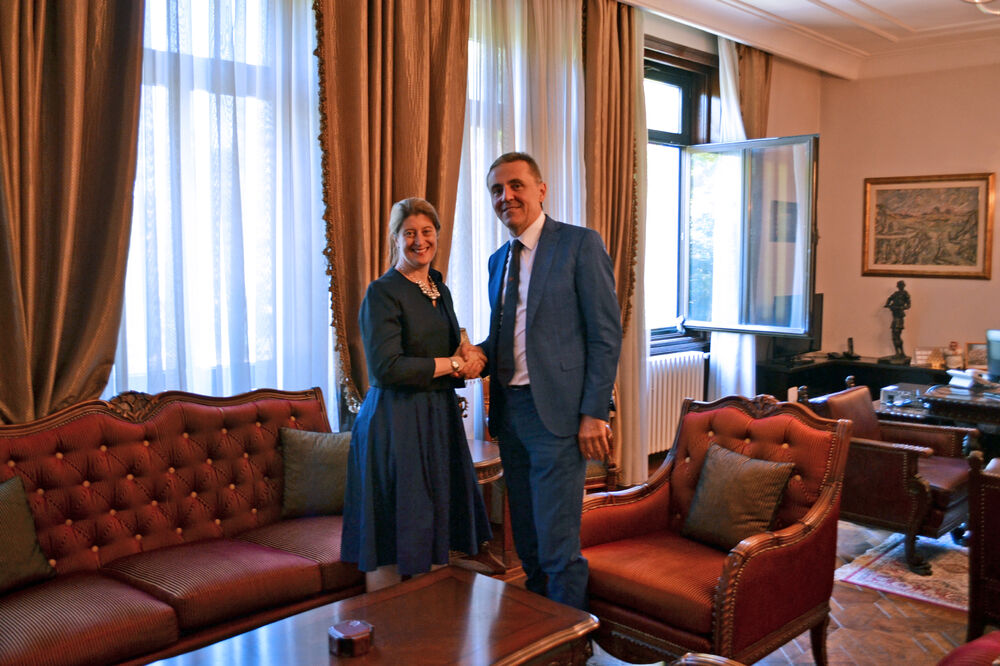 Alison Kemp, Radoje Žugić, Foto: Centralna banka Crne Gore