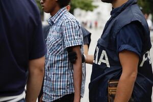 Policija u Milanu privela 36 osoba u jeku borbe s prilivom...