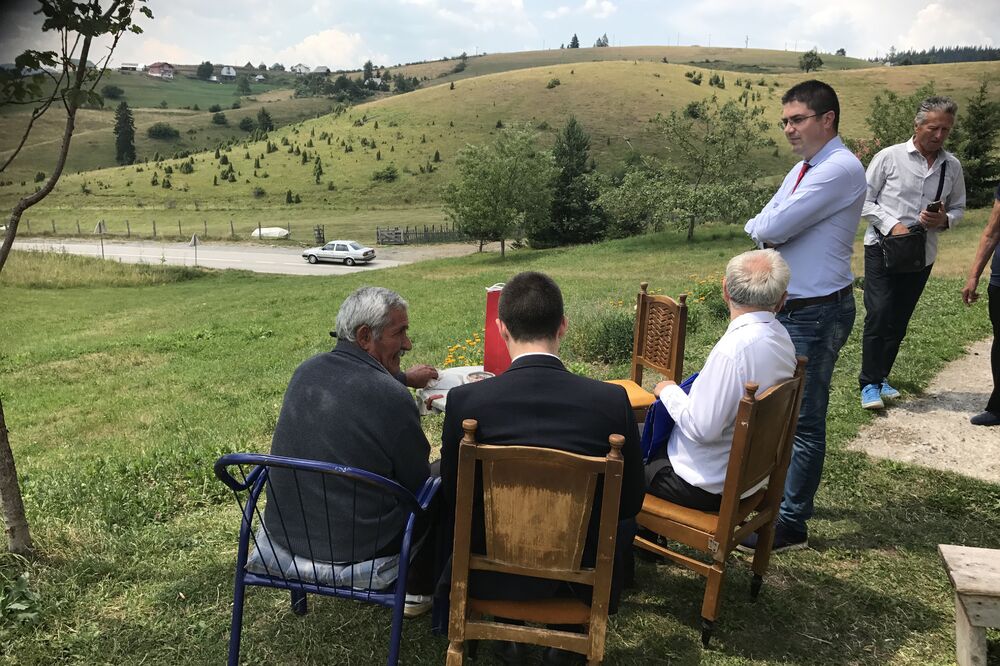 Demokrate, Foto: Demokrate