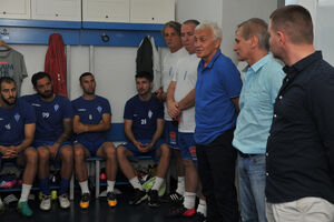 Neozbiljna Budućnost - kraj još jedne priče o stabilizaciji