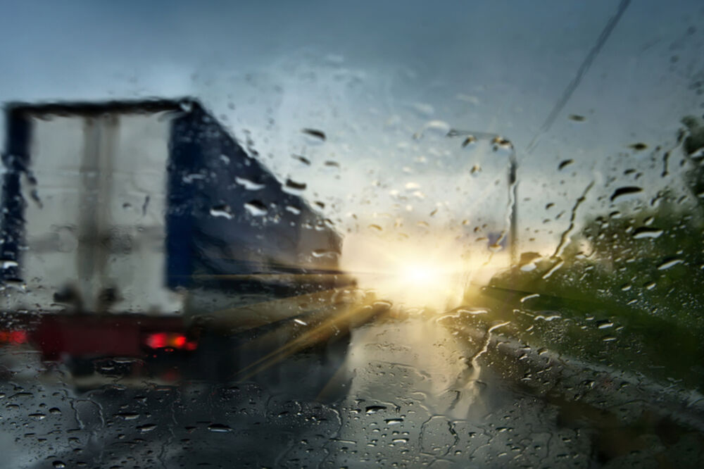 saobraćaj kiša AMSCG, Foto: Shutterstock