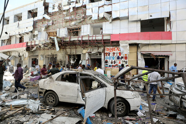 Mogadišu: U eksploziji automobila bombe poginulo najmanje devet osoba