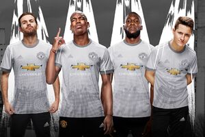 Sveto "đavolsko" trojstvo, pragmatični "bili" ili narodni...