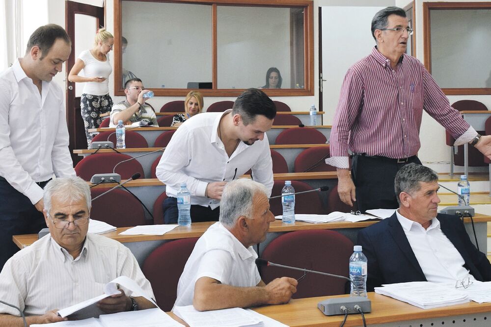 Tuzi, skupština Tuzi, Foto: Luka Zeković