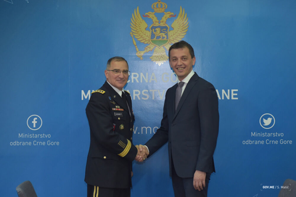 Kertis Skaparoti, Foto: Ministarstvo odbrane