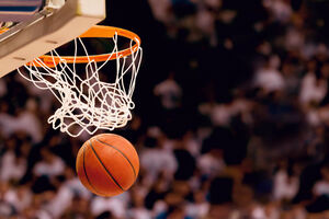 Tomas novi košarkaš Himkija