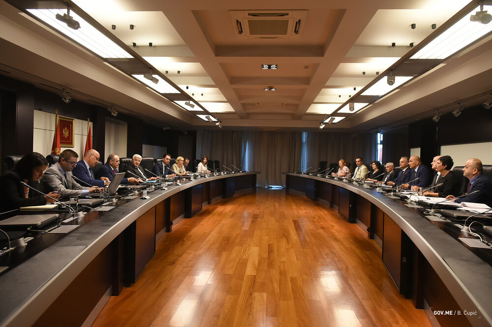 Duško Marković, direktori uprava, sastanak, Foto: Vlada Crne Gore