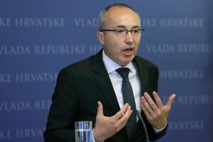 Hrvatski ministar odbrane podnio ostavku, Plenković ne prihvata