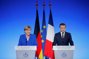 Merkel: Bregzit i izbor Makrona promijenili su moj pogled na EU