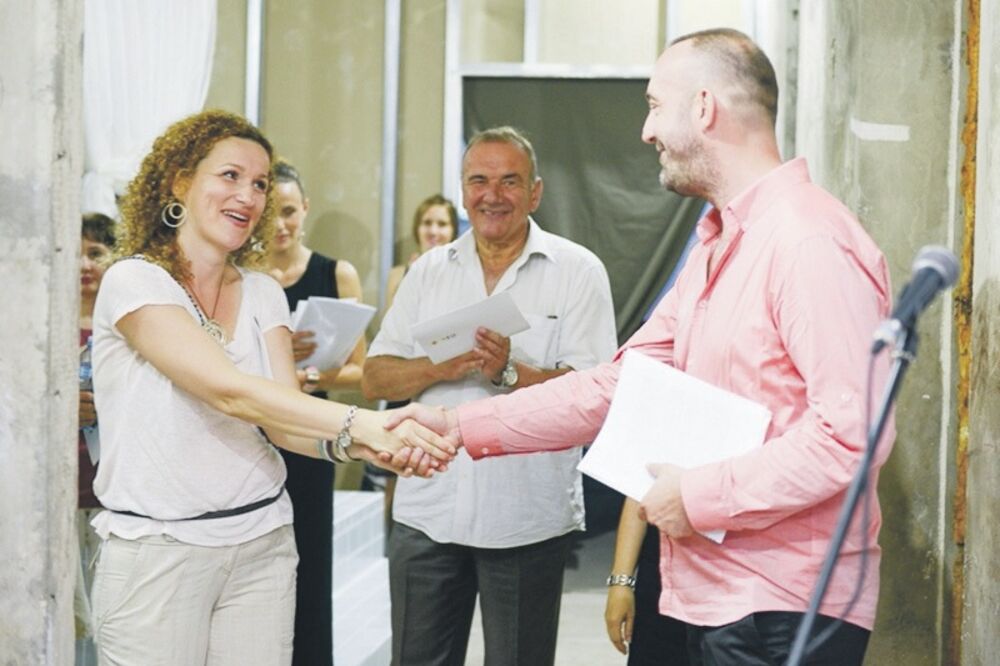 Grad teatar likovni program, Foto: Grad teatar