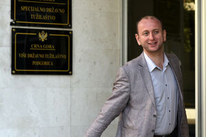 Knežević otkazao punomoćje Rodiću, traži da mu se vrati pasoš