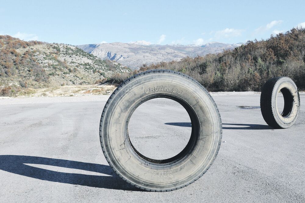 gume, Foto: Savo Prelević