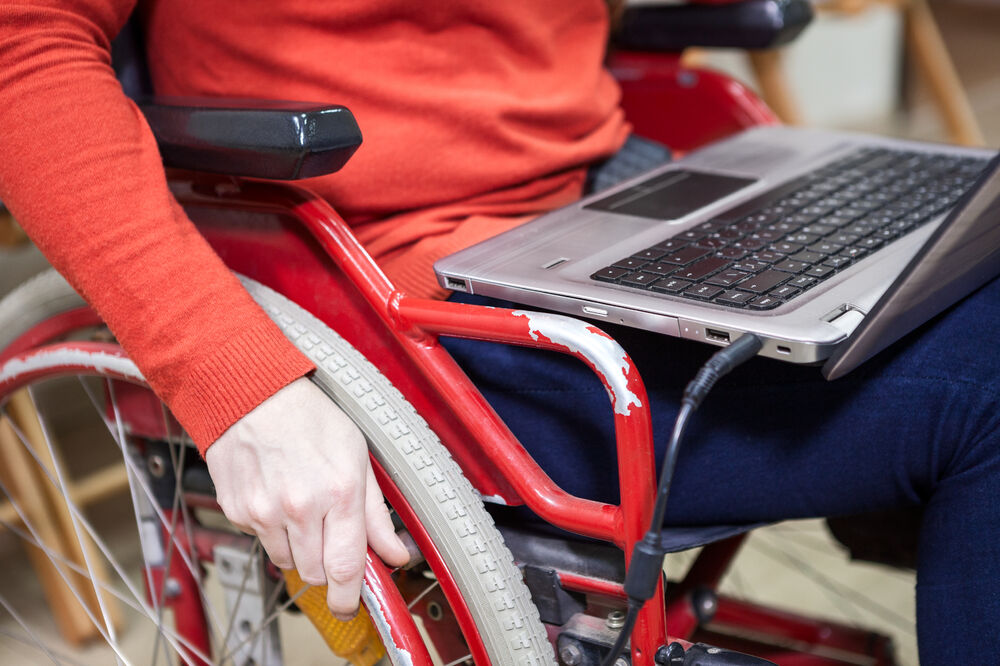 OSI, invalidska kolica, Foto: Shutterstock