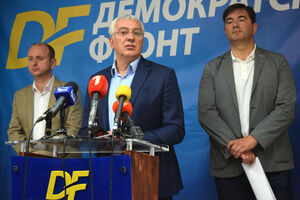 DF: Zvaćemo za svjedoke Đukanovića i Ruse koji su mu dali novac, a...