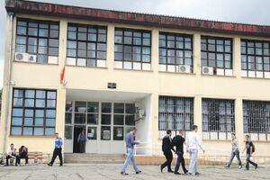 U srednje škole upisano 6,79 hiljada učenika