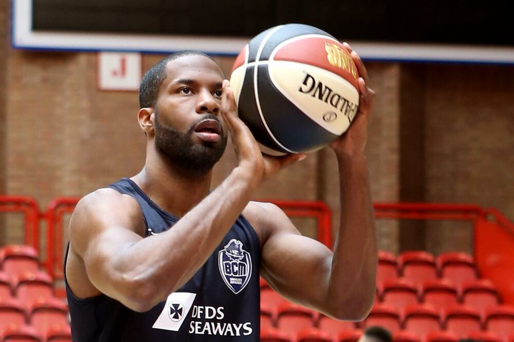 Kajl Gibson, Foto: La Voix du Nord