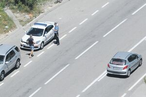 Policija i iz vazduha nadzire crnogorske ceste
