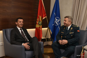 Bošković se sastao sa načelnikom Generalštaba Armije Makedonije
