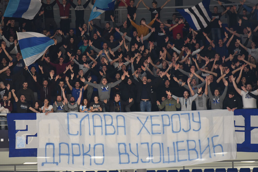 Transparent posvećen Darku Vujošević, Foto: Savo Prelević