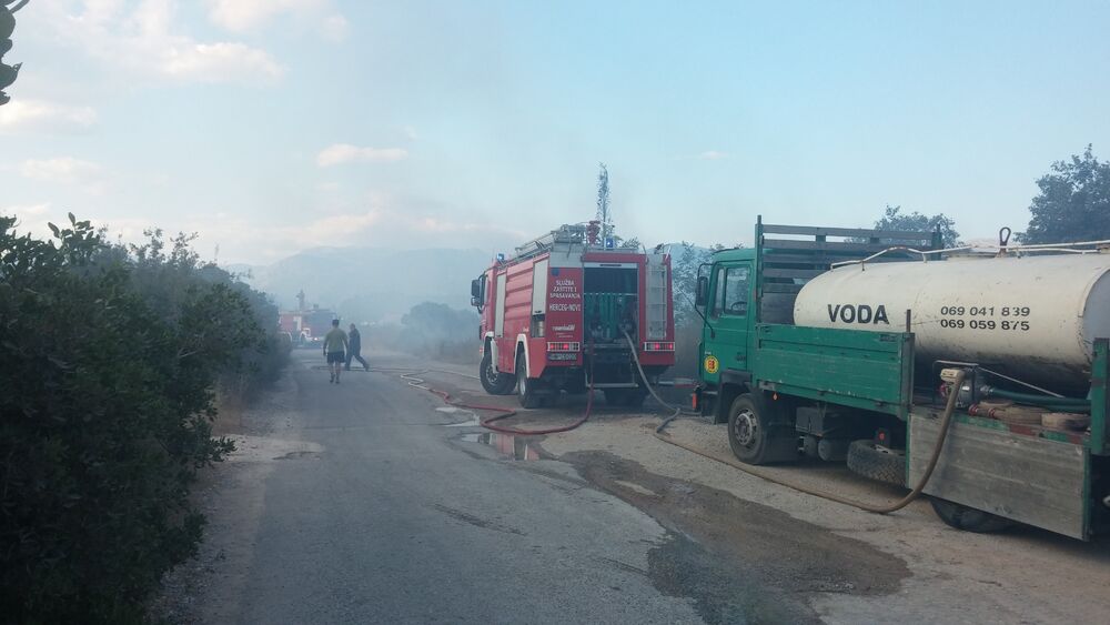 Plavi horizonti požar