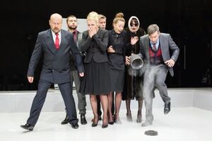 “Ožalošćena porodica” na otvaranju Grad teatra