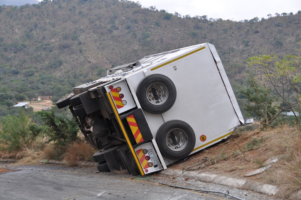 Autobus, nesreća, Foto: Shutterstock