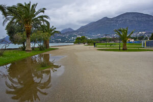 U nedjelju ponegdje povremena kiša, temperatura od 20 do 33
