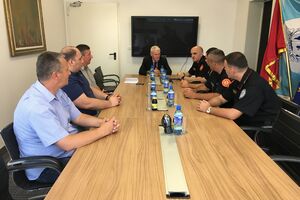 Šest crnogorskih policajca radno na hrvatskom primorju