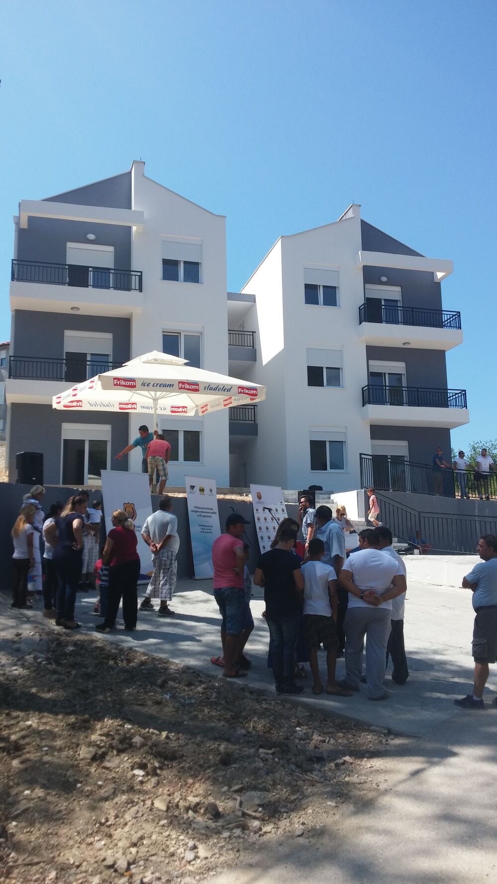 Stanovi za Rome u Tivtu