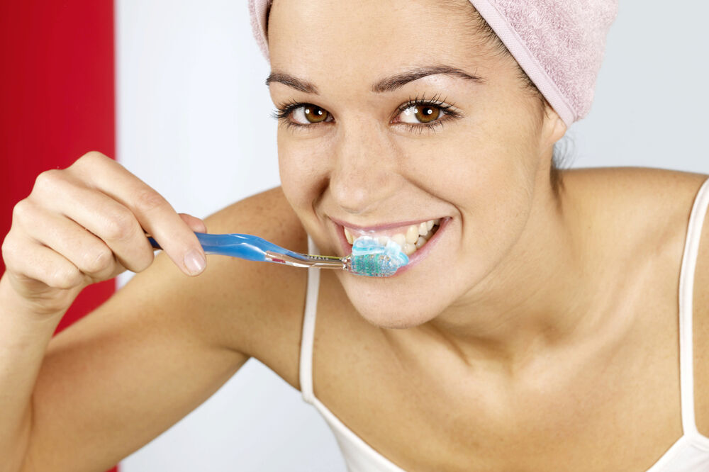 zubi, pranje zuba, Foto: Shutterstock.com