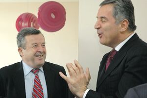 VREMEPLOV: Ustav ne može  garantovati  posao